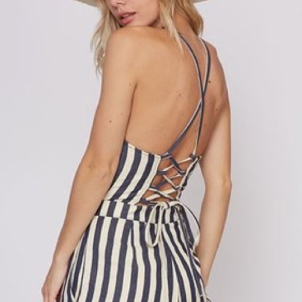 SALE🔥 Strappy Back Jumpsuit - Picture 7 of 8